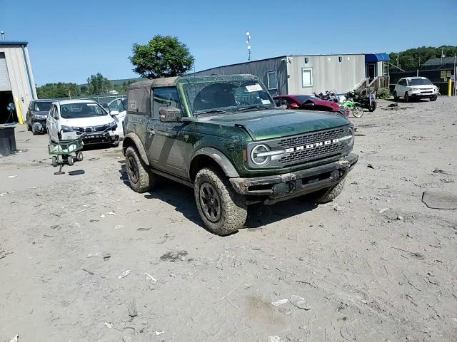 2022 Ford Bronco Base VIN: 1FMDE5CH0NLB75853 Lot: 70090234