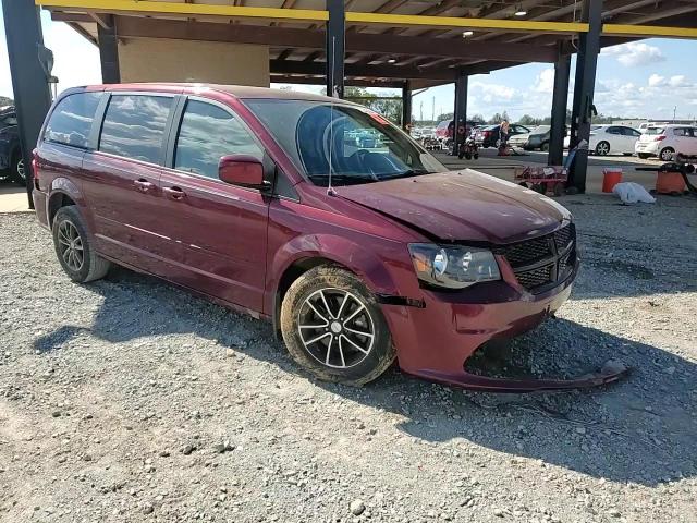 2017 Dodge Caravan - Image 11