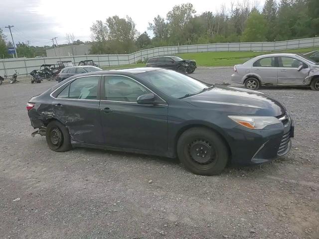 2015 Toyota Camry Le VIN: 4T4BF1FK3FR490166 Lot: 70415574