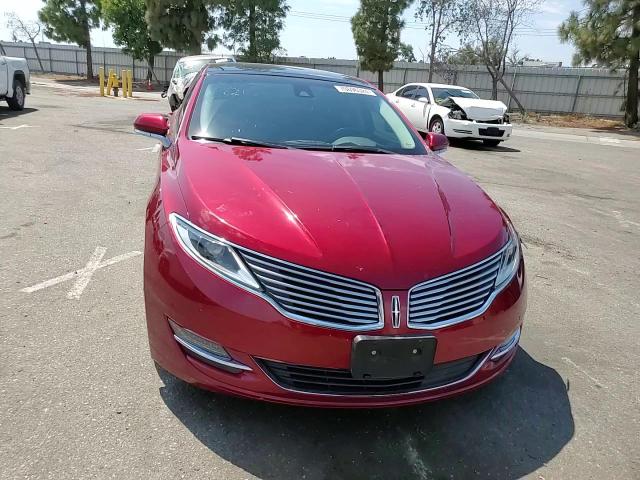 2013 Lincoln Mkz VIN: 3LN6L2G90DR806570 Lot: 70696324