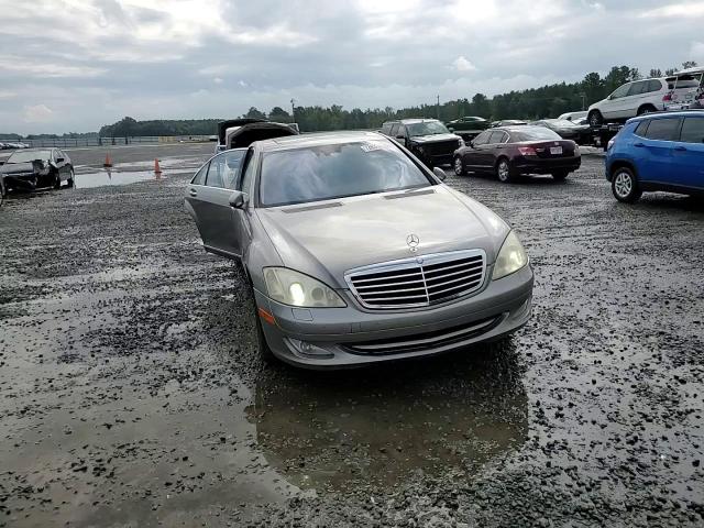 2008 Mercedes-Benz S 550 VIN: WDDNG71X98A160184 Lot: 72633904