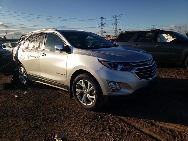 3GNAXMEV1JS557318 2018 Chevrolet Equinox Premier