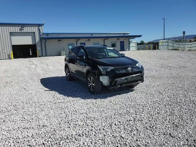 2T3RFREV7JW792725 2018 Toyota Rav4 Adventure
