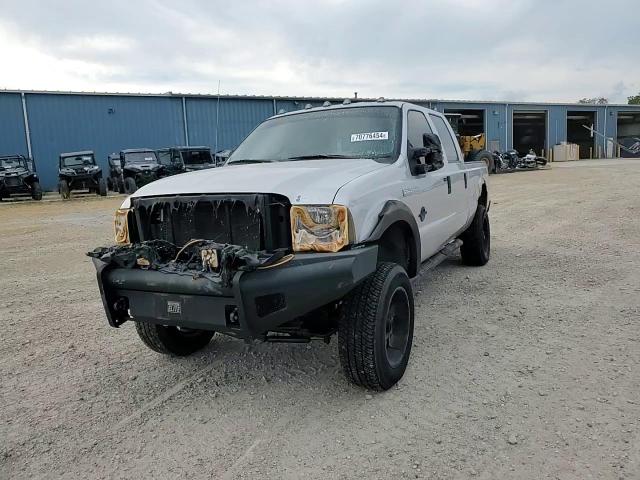 2004 Ford F250 - Image 10