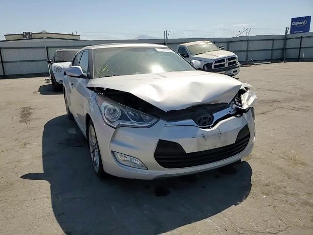 2016 Hyundai Veloster VIN: KMHTC6AD3GU289284 Lot: 70621914