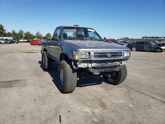 1995 Toyota Pickup 1/2 Ton Short Wheelbase Dx VIN: 4TARN01P7SZ325940 Lot: 72564894