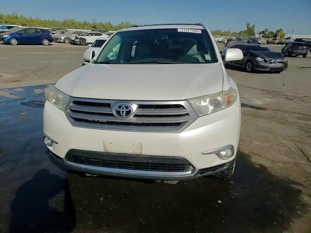 2011 Toyota Highlander Base VIN: 5TDZK3EH7BS038987 Lot: 71127204