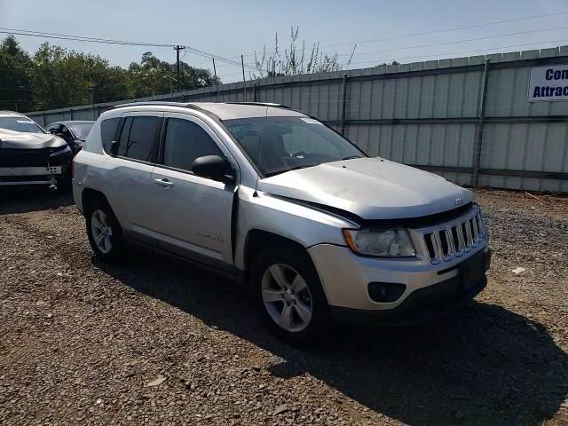 2011 Jeep Compass Sport VIN: 1J4NF1FB9BD279960 Lot: 71410554