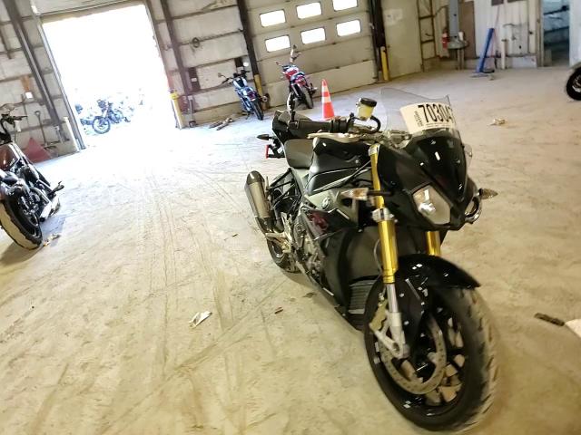 WB10D620XKZ972334 2019 BMW S 1000 R