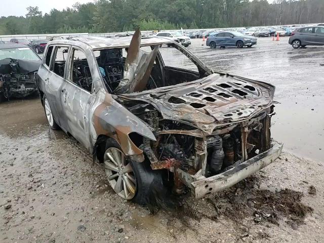 2009 Toyota Highlander - Image 11
