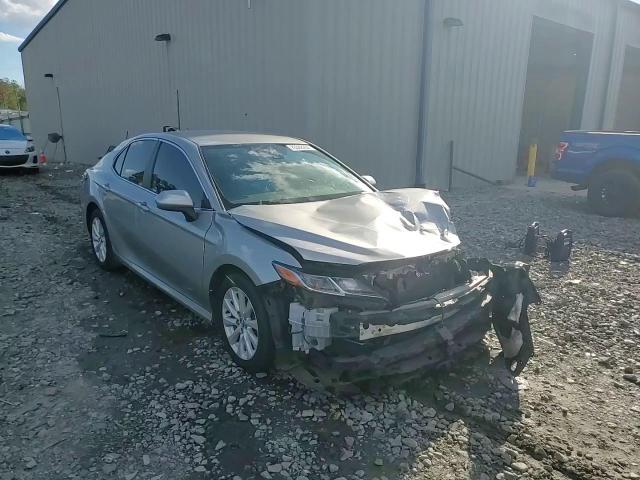 2020 Toyota Camry - Image 14