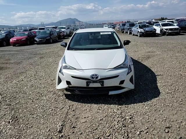 2016 Toyota Prius - Image 10