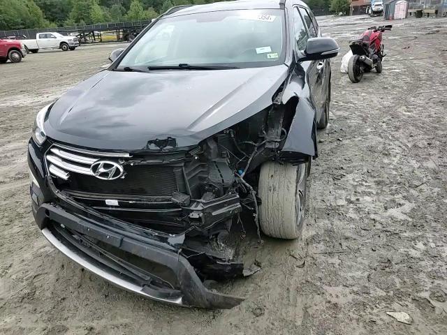 2015 Hyundai Santa Fe - Image 12