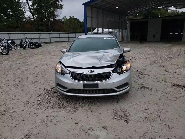 2016 Kia Forte - Image 11