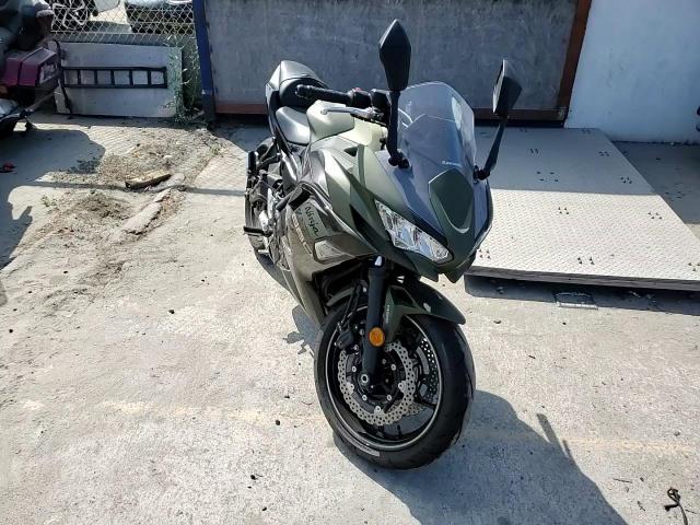 2024 Kawasaki Ex650 P VIN: ML5EXEP18RDAC4011 Lot: 72469864