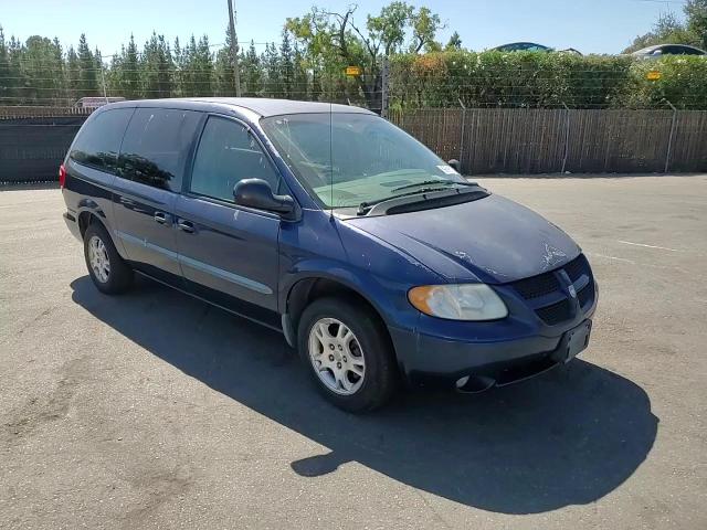 2B8GP443X2R512522 2002 Dodge Grand Caravan Sport