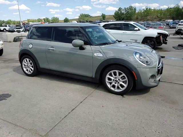 2021 Mini Cooper S VIN: WMWXR5C03M2N70031 Lot: 69496684