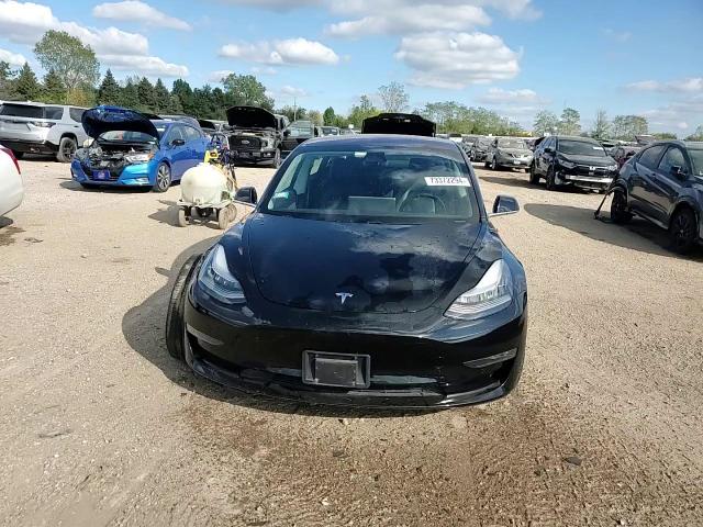 2019 Tesla Model 3 VIN: 5YJ3E1EB1KF191933 Lot: 73372294