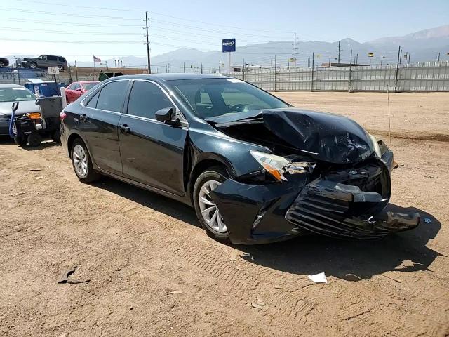 2016 Toyota Camry - Image 11