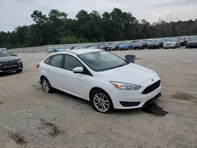 2017 Ford Focus - Image 11