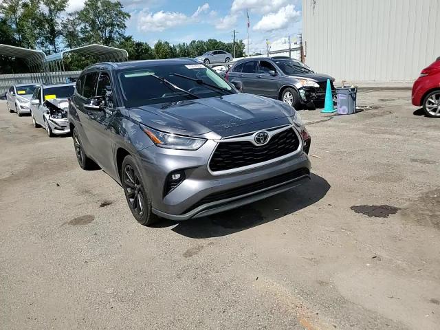 2021 Toyota Highlander Xle VIN: 5TDGZRAH9MS532413 Lot: 73292604