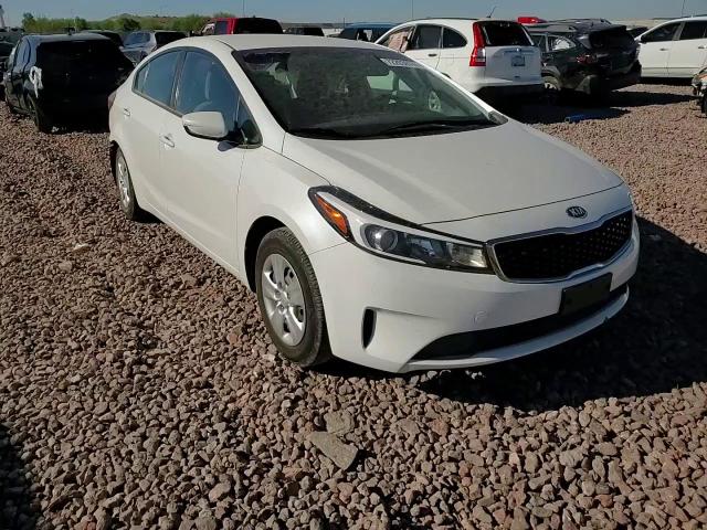 2018 Kia Forte Lx VIN: 3KPFL4A7XJE196901 Lot: 72203974