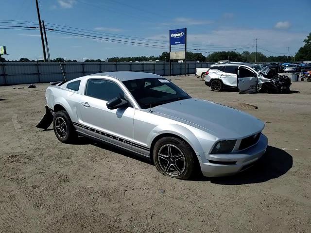 2008 Ford Mustang VIN: 1ZVHT80N785158304 Lot: 71737754