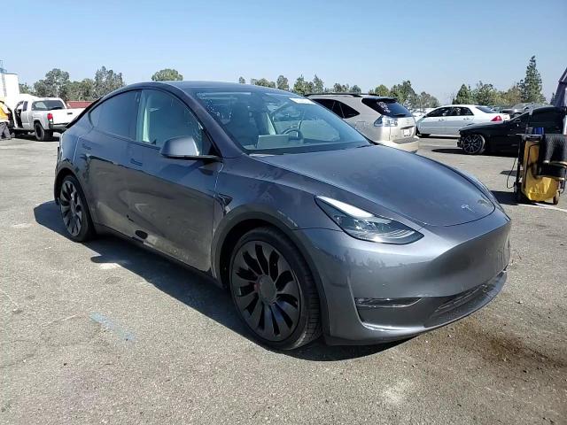 7SAYGDEF2NF542795 2022 Tesla Model Y