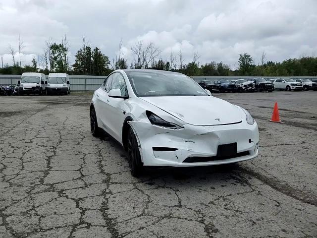 2023 Tesla Model Y VIN: 7SAYGDEE9PA164143 Lot: 72592634