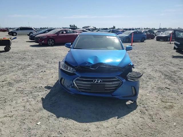 2017 Hyundai Elantra Se VIN: KMHD84LF6HU165696 Lot: 72640774