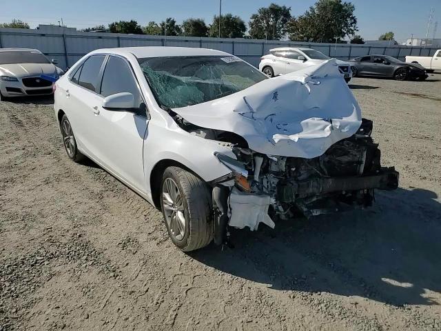 2016 Toyota Camry Le VIN: 4T1BF1FK8GU572390 Lot: 73210694