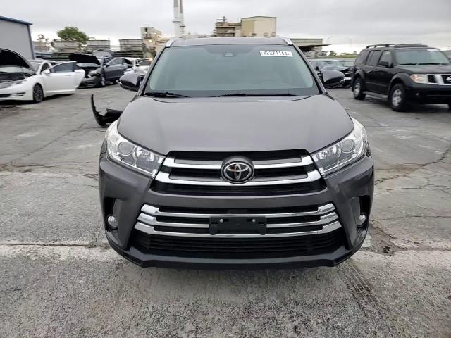 5TDDZRFH5JS486022 2018 Toyota Highlander Limited