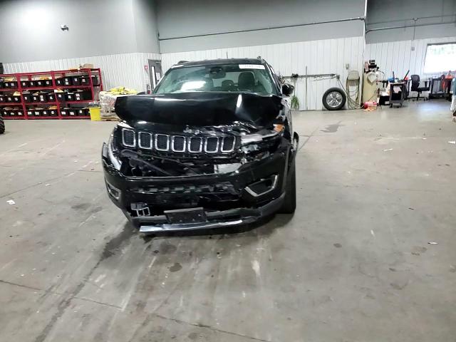 3C4NJDCB0JT333942 2018 Jeep Compass Limited