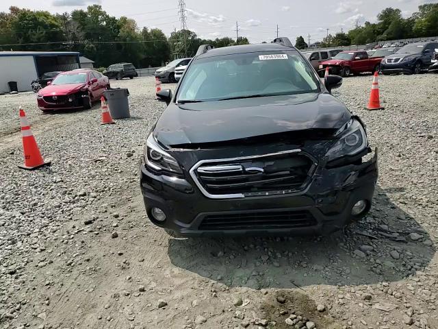 2018 Subaru Outback 2.5I Limited VIN: 4S4BSANC3J3247066 Lot: 70583984