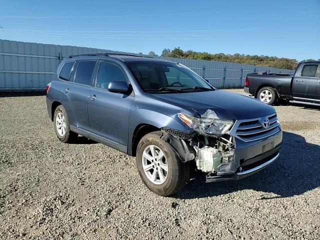 2013 Toyota Highlander Base VIN: 5TDBK3EH2DS276976 Lot: 70884814