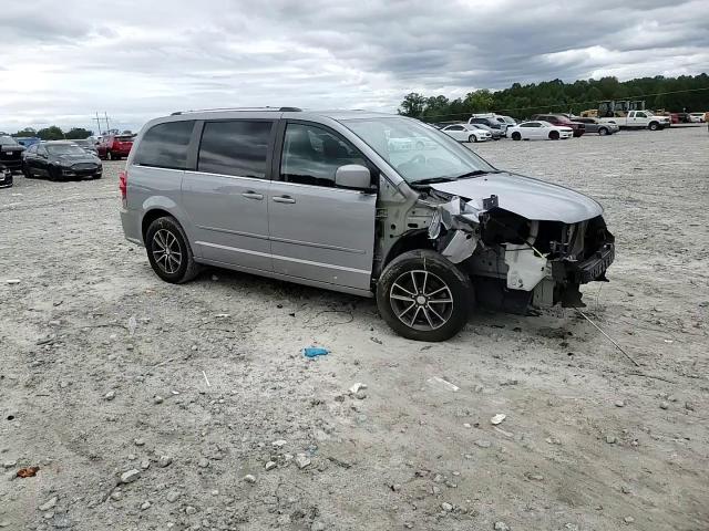 2017 Dodge Grand Caravan Sxt VIN: 2C4RDGCG5HR864752 Lot: 71947294