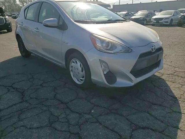 2016 Toyota Prius C VIN: JTDKDTB33G1122992 Lot: 73417024