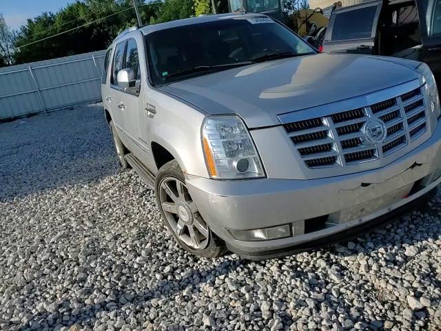 2012 Cadillac Escalade Luxury VIN: 1GYS4BEF8CR110827 Lot: 70494424