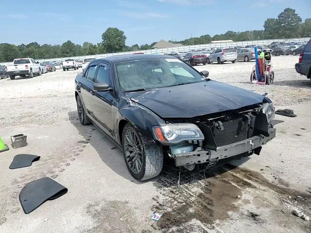 2013 Chrysler 300 - Image 10