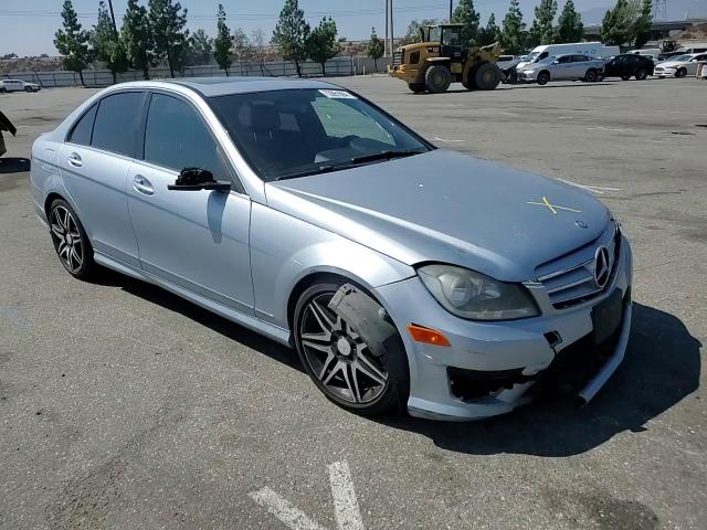 2013 Mercedes-Benz C 250 VIN: WDDGF4HB9DR298940 Lot: 72861094