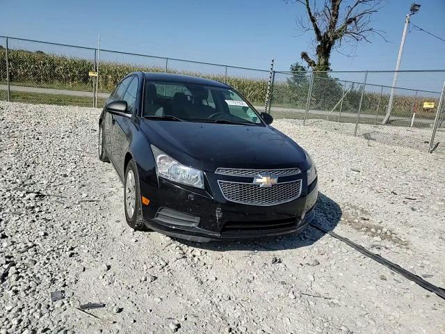 2013 Chevrolet Cruze - Image 11