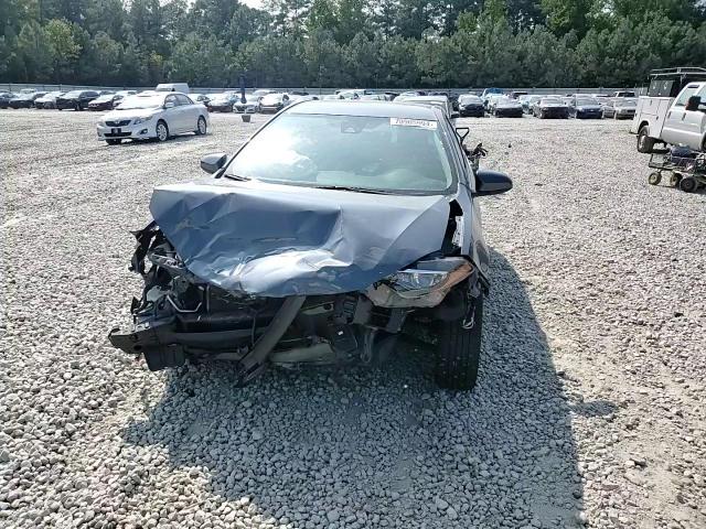 2019 Toyota Corolla L VIN: 2T1BURHE4KC203595 Lot: 70905994