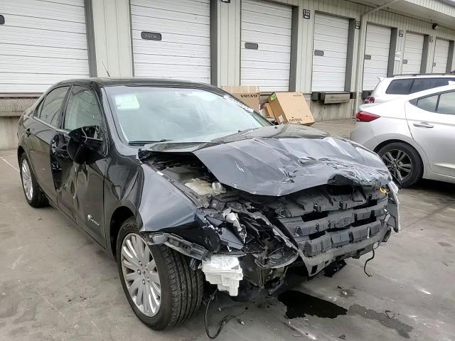 2010 Ford Fusion Hybrid VIN: 3FADP0L39AR322176 Lot: 70493654