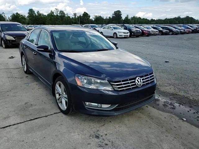 1VWCN7A33EC056162 2014 Volkswagen Passat Sel