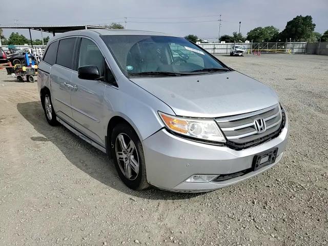 5FNRL5H96BB041185 2011 Honda Odyssey Touring