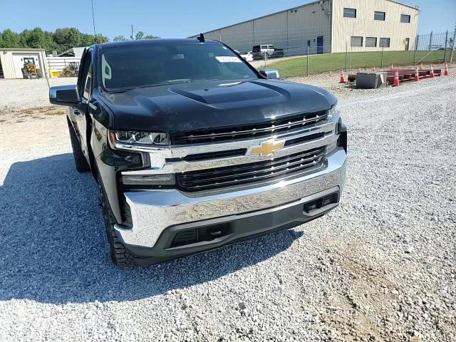 2019 Chevrolet Silverado - Image 11