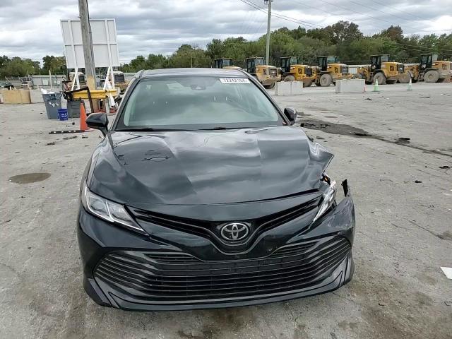 2019 Toyota Camry L VIN: 4T1B11HK7KU172258 Lot: 72242104