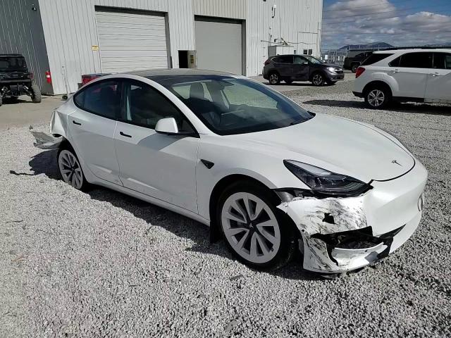 2022 Tesla Model 3 VIN: 5YJ3E1EB9NF328413 Lot: 70636224