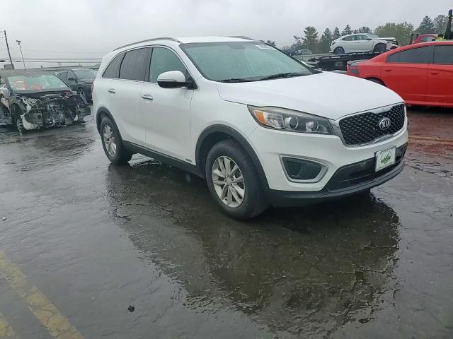 5XYPGDA36HG252285 2017 Kia Sorento Lx