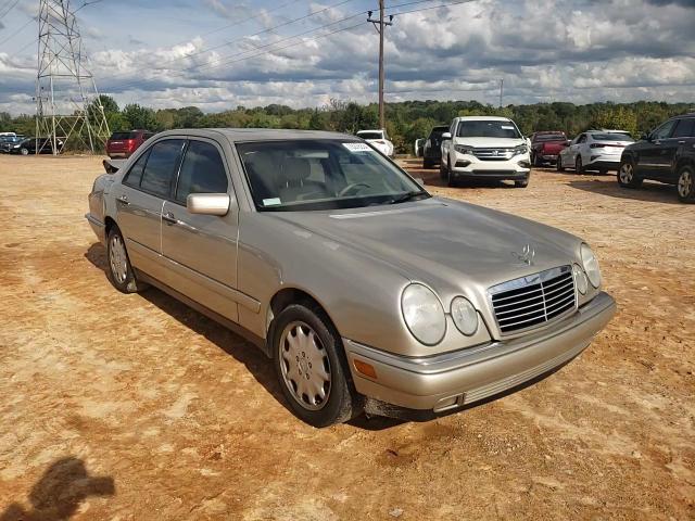 1999 Mercedes-Benz E 320 VIN: WDBJF65HXXA891437 Lot: 73278334